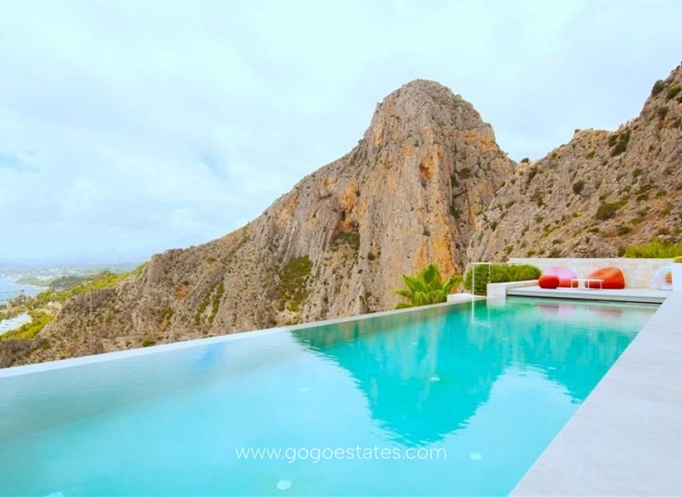 Wiederverkauf - Haus - Freistehende Villa - Calpe - Calpe Centro