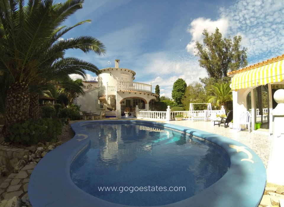 Wiederverkauf - Haus - Freistehende Villa - Dénia - Denia Centro