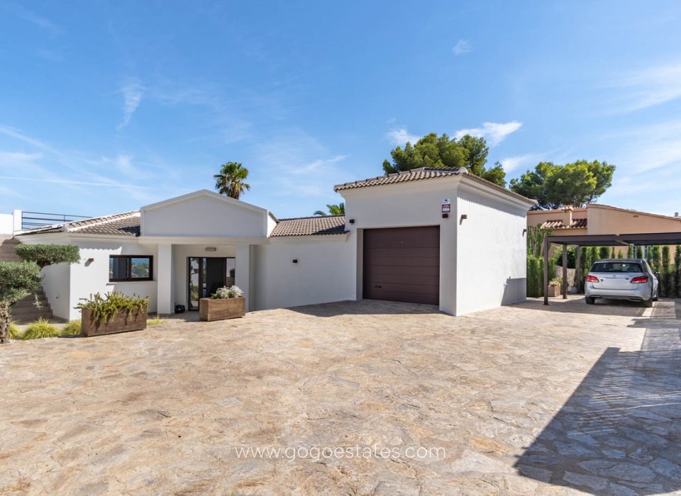 Wiederverkauf - Haus - Freistehende Villa - Dénia - Denia Centro