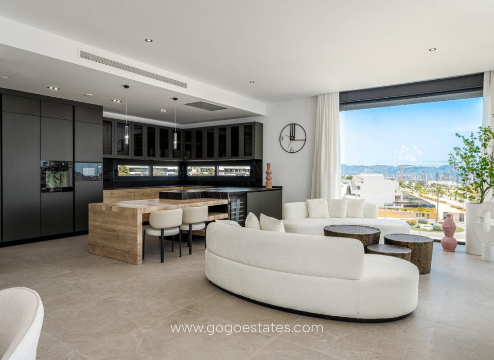 Wiederverkauf - Haus - Freistehende Villa - Finestrat