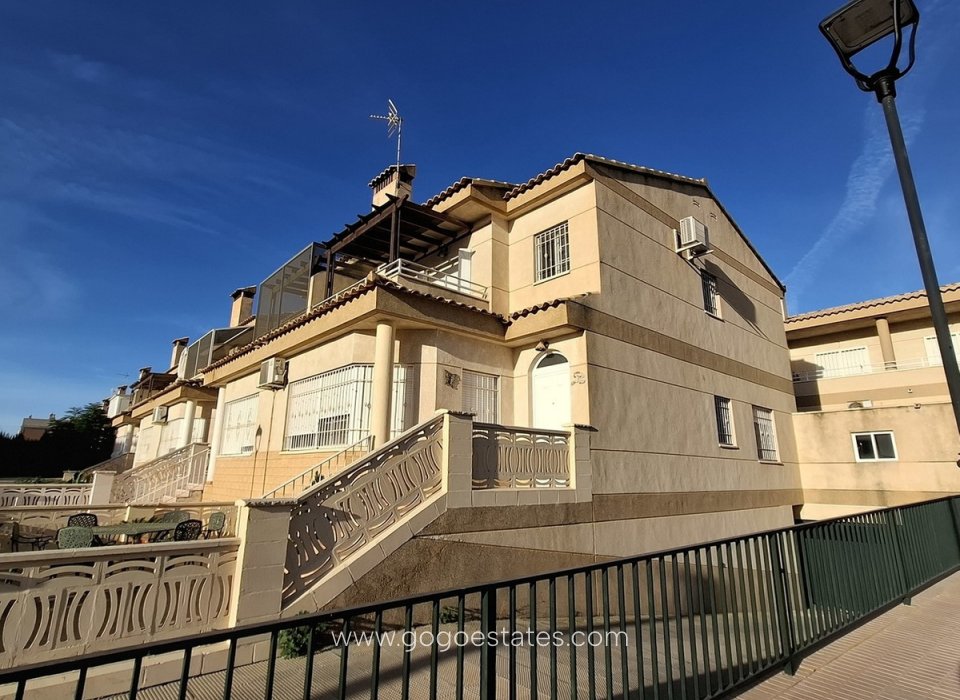 Wiederverkauf - Haus - Freistehende Villa - Huércal-Overa