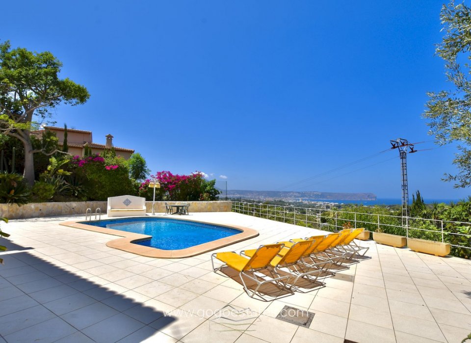 Wiederverkauf - Haus - Freistehende Villa - Jávea Xàbia - Jávea - Xàbia Centro