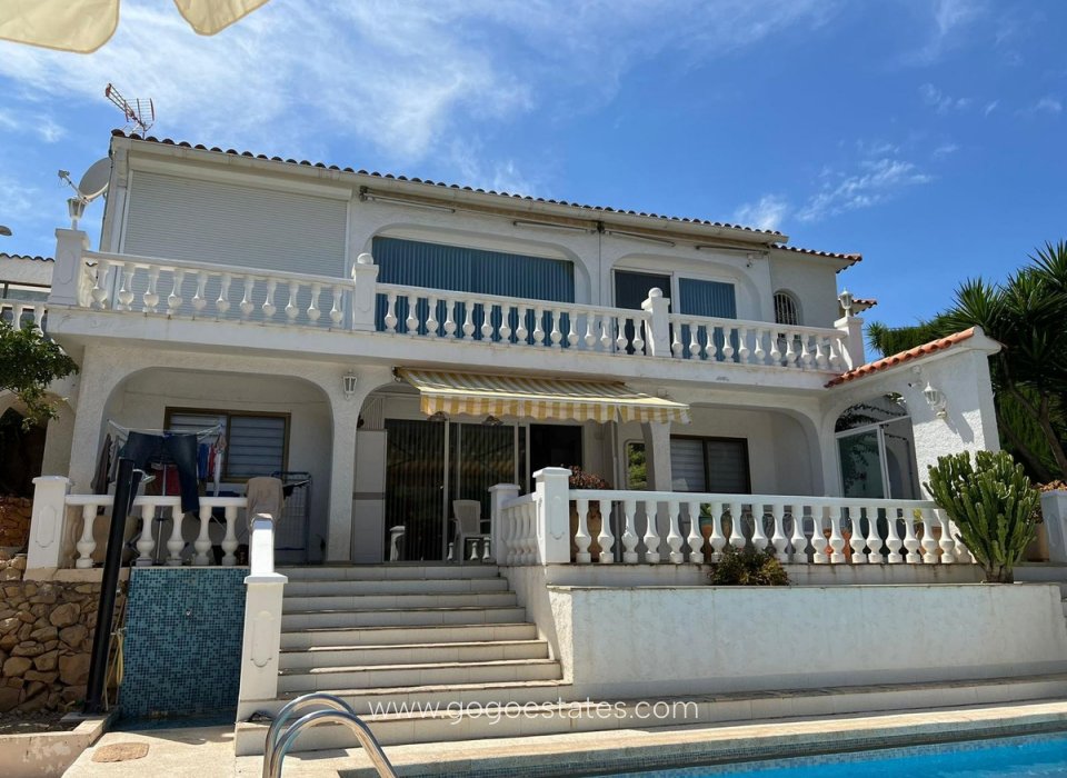 Wiederverkauf - Haus - Freistehende Villa - La Nucía - La Nucia Centro