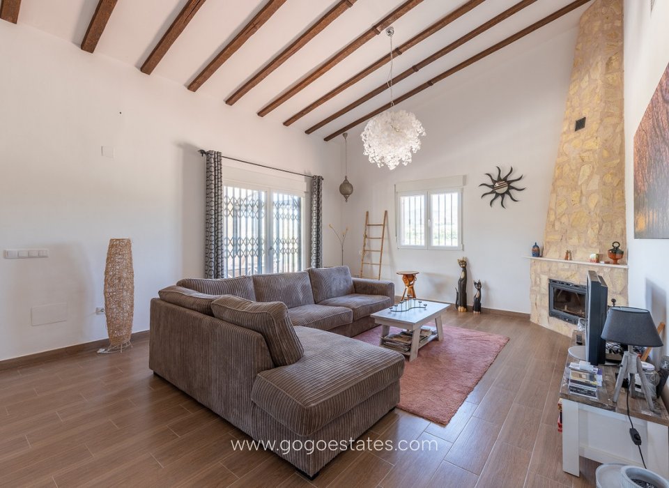 Wiederverkauf - Haus - Freistehende Villa - La Romana - La Romana Centro