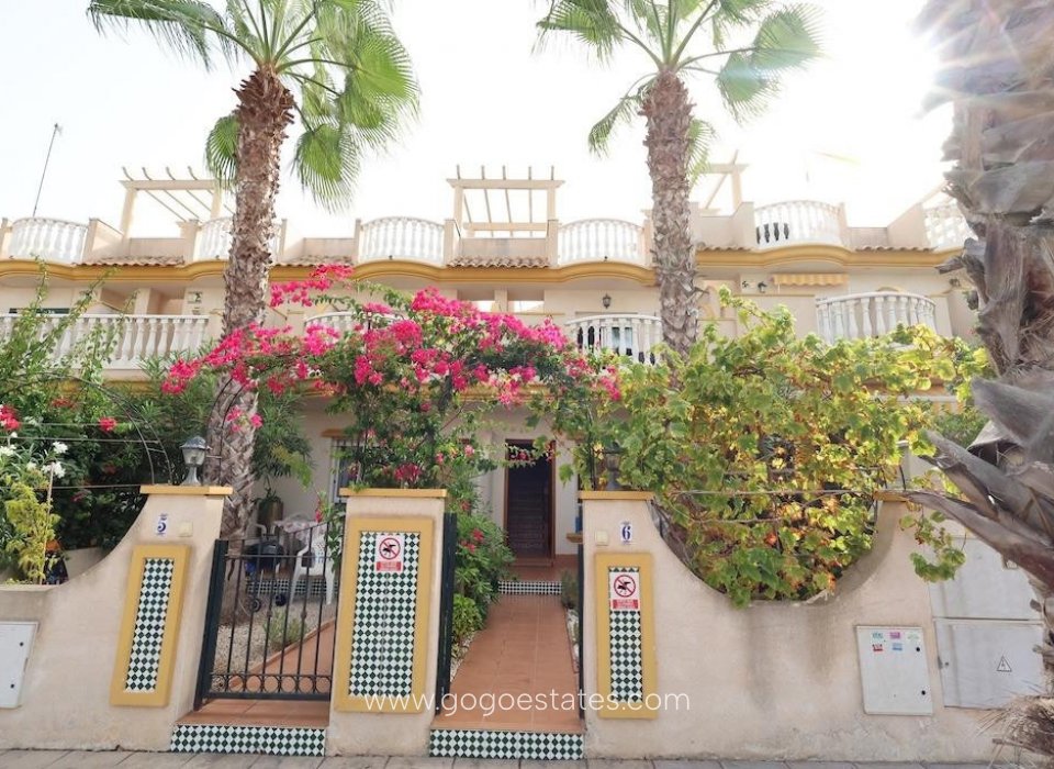 Wiederverkauf - Haus - Freistehende Villa - Orihuela - Cabo Roig
