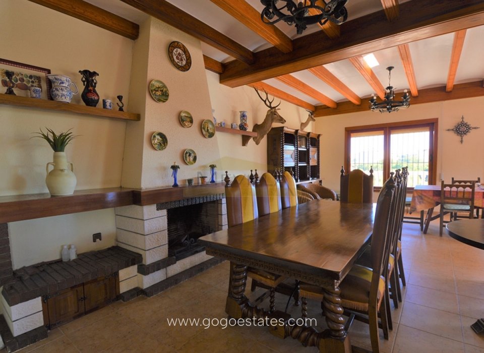 Wiederverkauf - Haus - Freistehende Villa - Orihuela - Campoamor