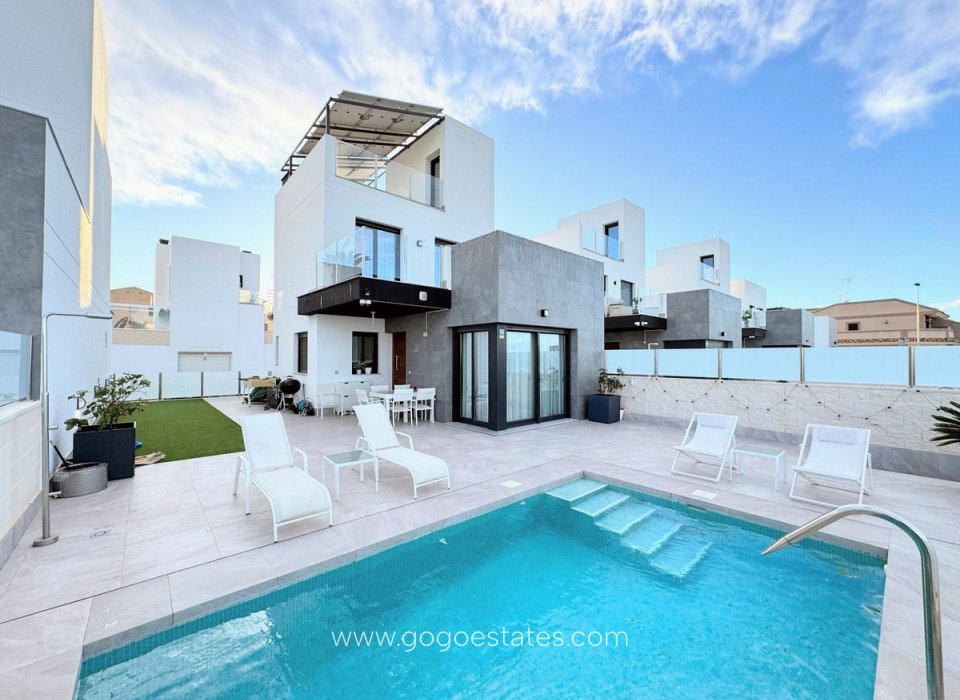 Wiederverkauf - Haus - Freistehende Villa - Orihuela - Los Balcones