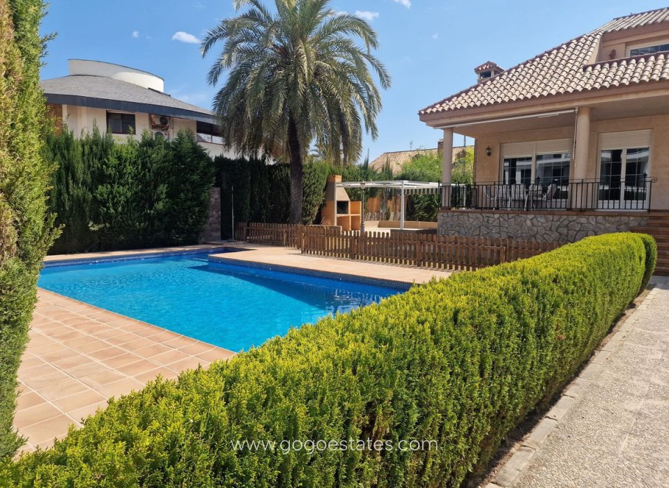 Wiederverkauf - Haus - Freistehende Villa - Orihuela - Mil Palmeras