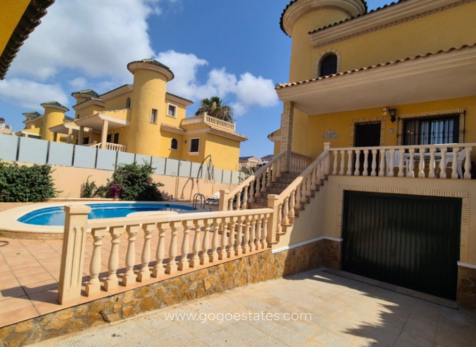 Wiederverkauf - Haus - Freistehende Villa - Orihuela - Orihuela Centro