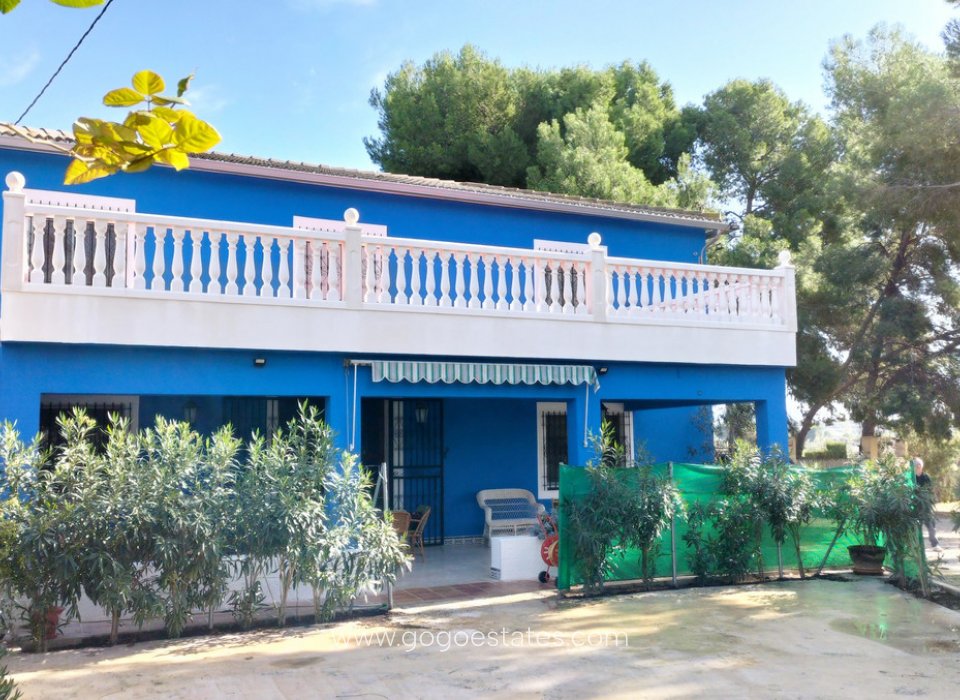 Wiederverkauf - Haus - Freistehende Villa - Sax - Sax Centro