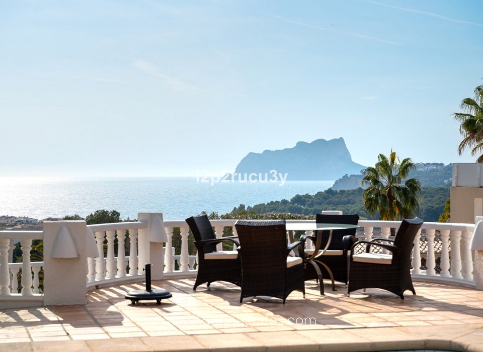 Wiederverkauf - Haus - Freistehende Villa - Teulada - Moraira