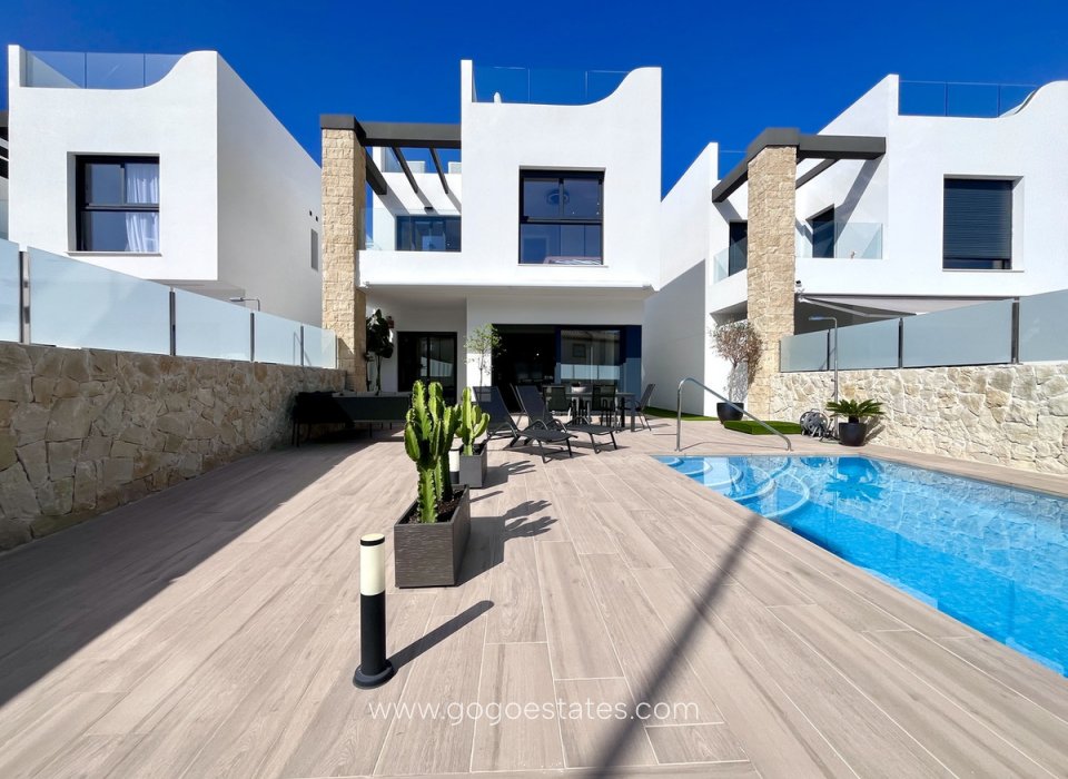 Wiederverkauf - Haus - Freistehende Villa - Torrevieja - Torrevieja Centro