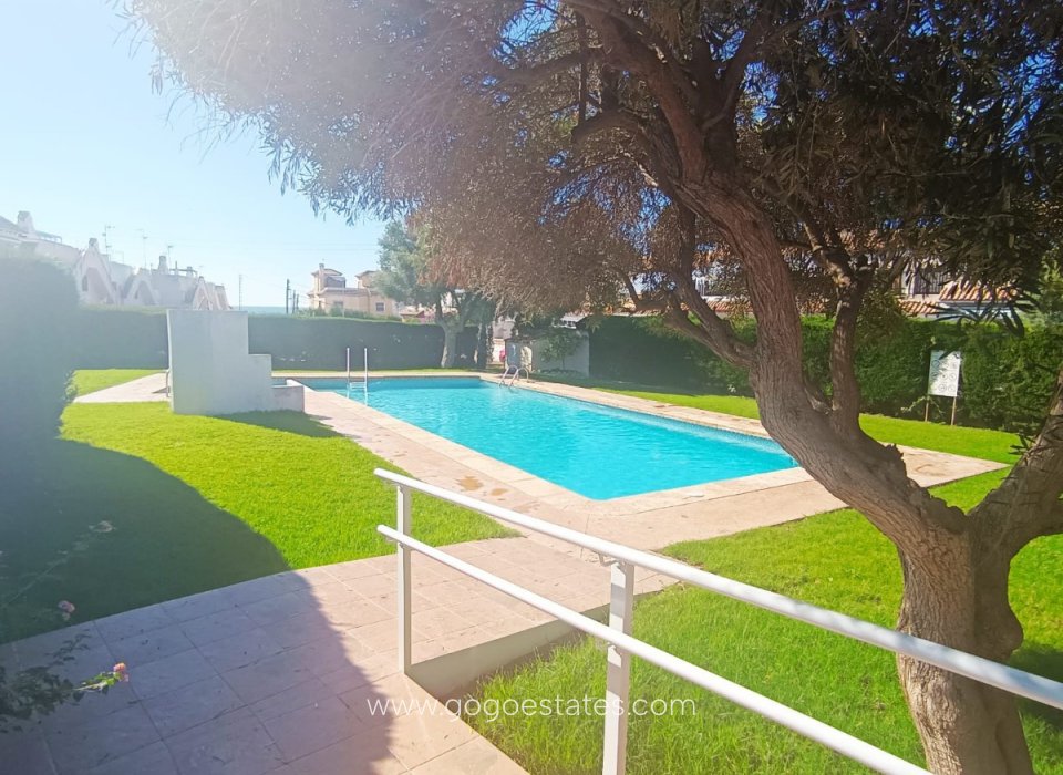 Wiederverkauf - Haus - Stadthaus - Torrevieja - Torrevieja Centro