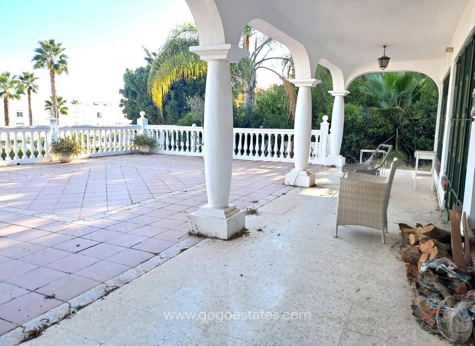 Wiederverkauf - Villa - Estepona - Paraiso-Barronal