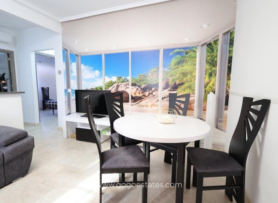 Wiederverkauf - Wohnung - Wohnung im Erdgeschoss - Torrevieja - Torrevieja Centro