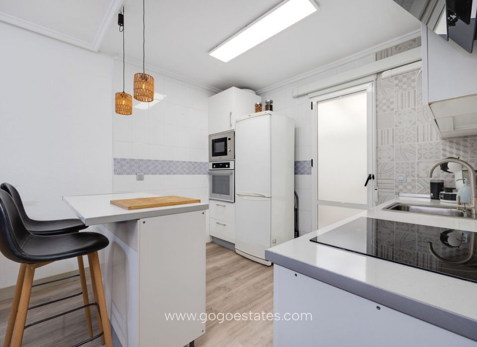 Wiederverkauf - Wohnung - Wohnung im Erdgeschoss - Torrevieja - Torrevieja Centro