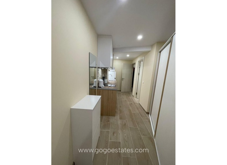 Wiederverkauf - Wohnung - Wohnung im mittleren Stock - Alicante - Alicante Centro