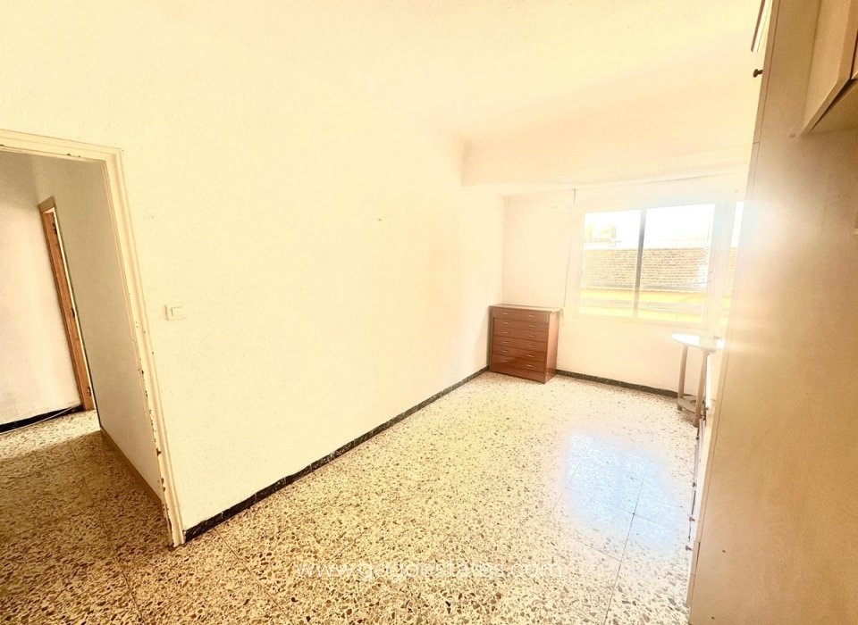 Wiederverkauf - Wohnung - Wohnung im mittleren Stock - Alicante - Alicante Centro