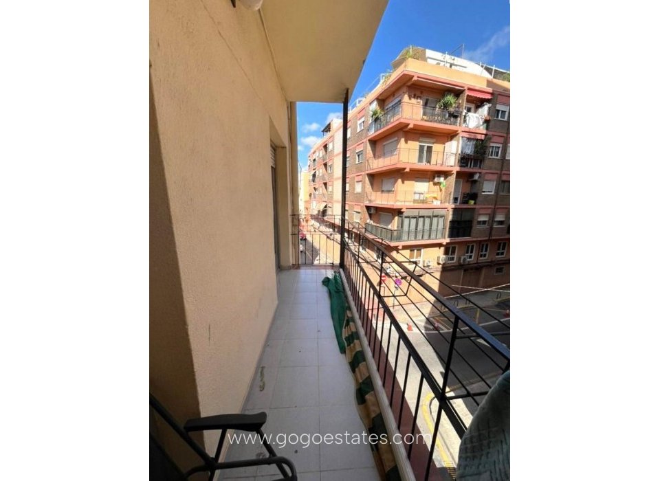 Wiederverkauf - Wohnung - Wohnung im mittleren Stock - Alicante - Alicante Centro