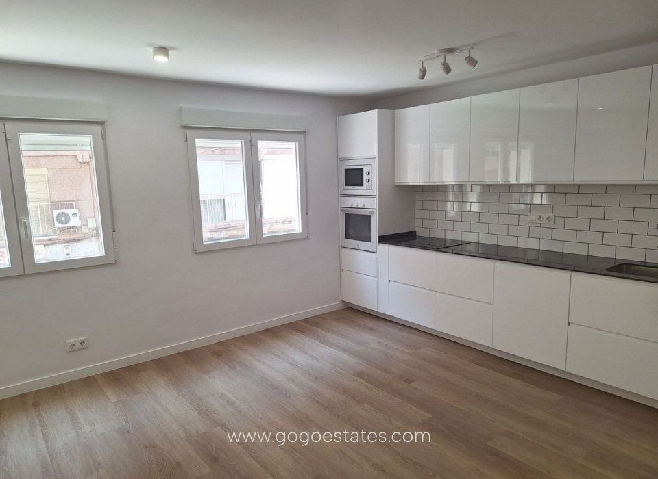 Wiederverkauf - Wohnung - Wohnung im mittleren Stock - Benidorm - Benidorm Centro