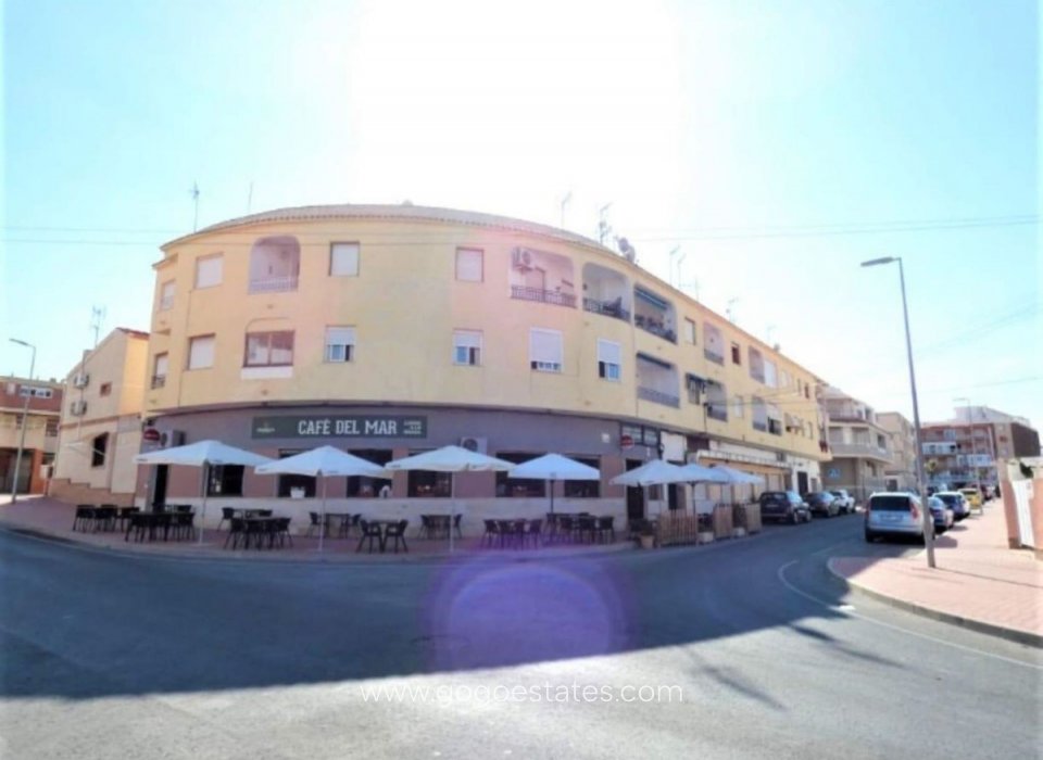 Wiederverkauf - Wohnung - Wohnung im mittleren Stock - Torrevieja - Torrevieja Centro