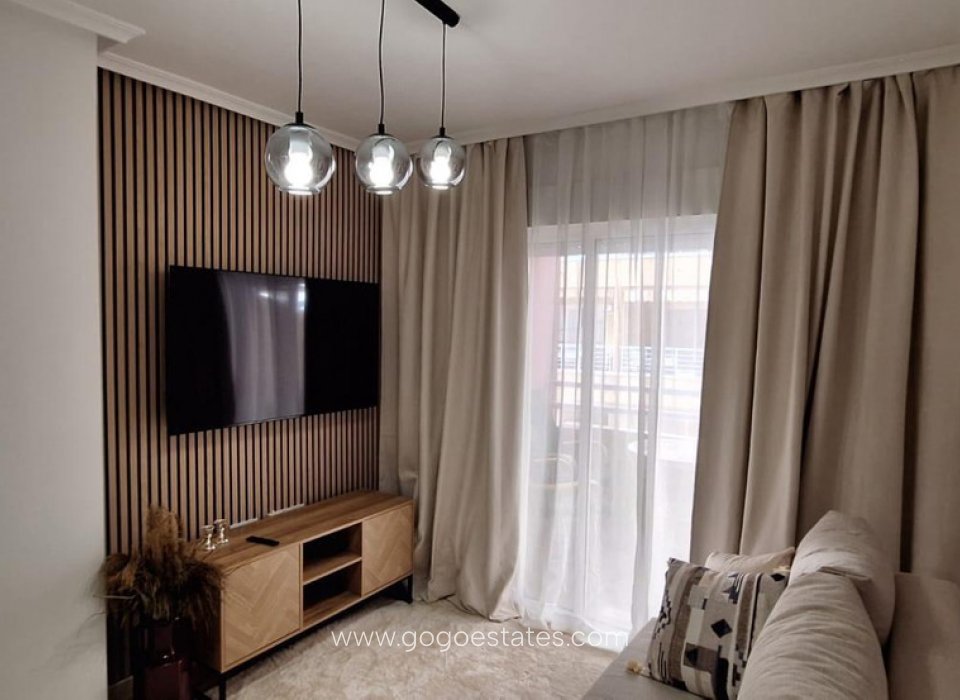 Wiederverkauf - Wohnung - Wohnung im mittleren Stock - Torrevieja - Torrevieja Centro