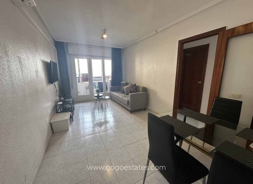 Wiederverkauf - Wohnung - Wohnung im mittleren Stock - Torrevieja - Torrevieja Centro