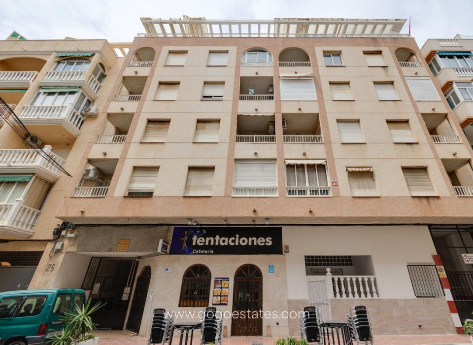 Wiederverkauf - Wohnung - Wohnung im mittleren Stock - Torrevieja - Torrevieja Centro