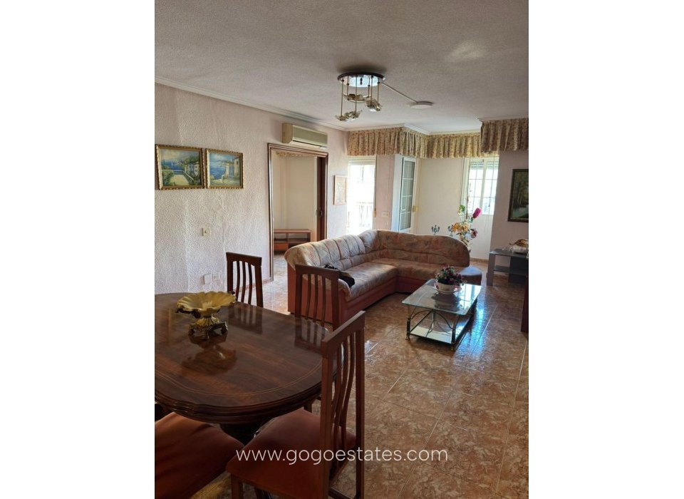 Wiederverkauf - Wohnung - Wohnung im mittleren Stock - Torrevieja - Torrevieja Centro