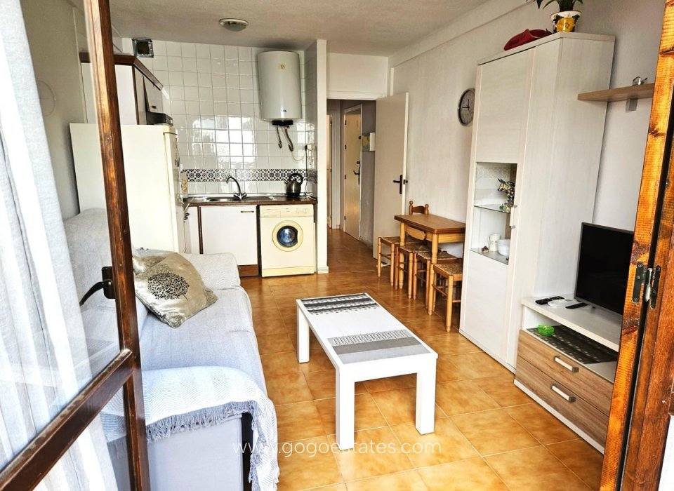 Wiederverkauf - Wohnung - Wohnung im mittleren Stock - Torrevieja - Torrevieja Centro