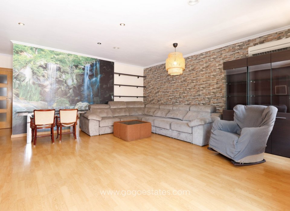 Wiederverkauf - Wohnung - Wohnung im mittleren Stock - Torrevieja - Torrevieja Centro