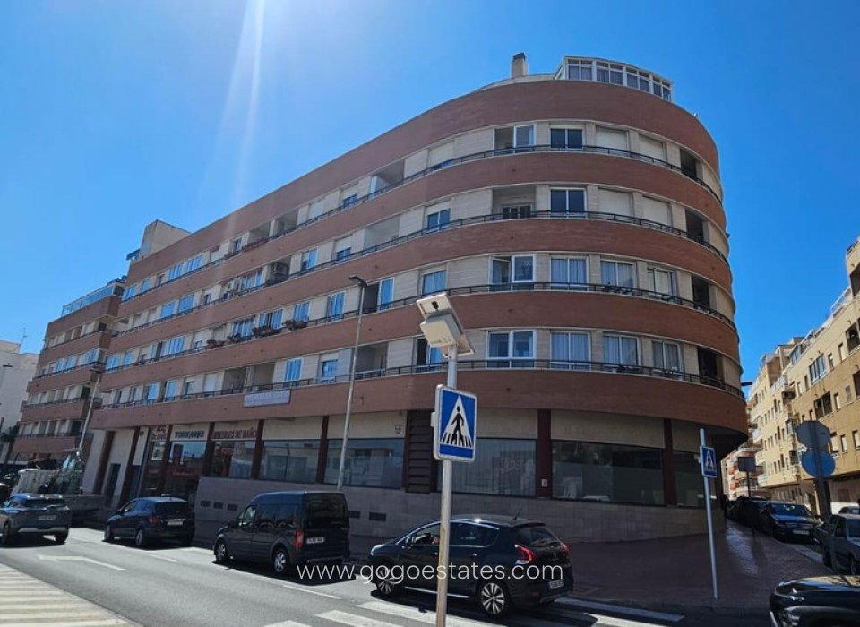 Wiederverkauf - Wohnung - Wohnung im mittleren Stock - Torrevieja - Torrevieja Centro
