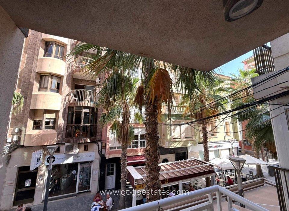 Wiederverkauf - Wohnung - Wohnung im mittleren Stock - Torrevieja - Torrevieja Centro