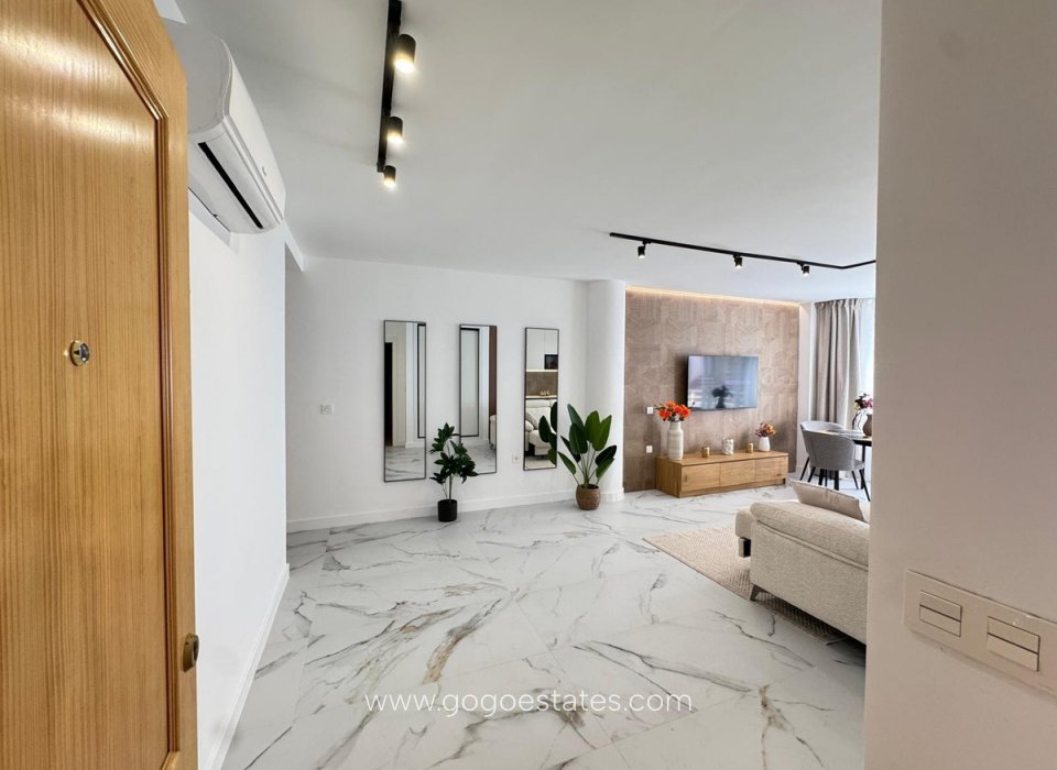 Wiederverkauf - Wohnung - Wohnung im mittleren Stock - Torrevieja - Torrevieja Centro