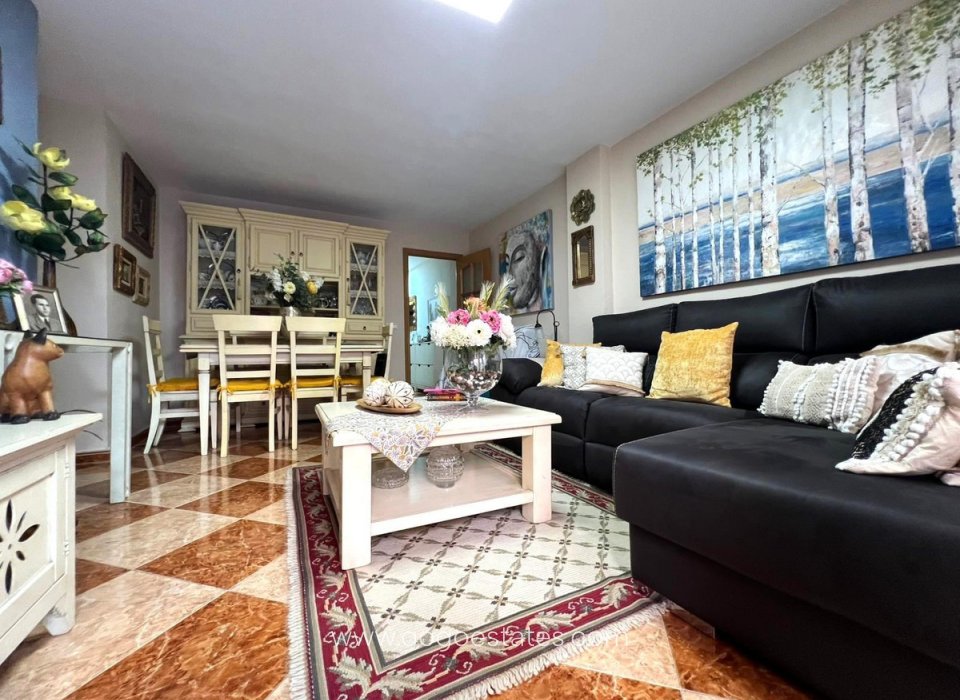 Wiederverkauf - Wohnung - Wohnung im mittleren Stock - Torrevieja - Torrevieja Centro