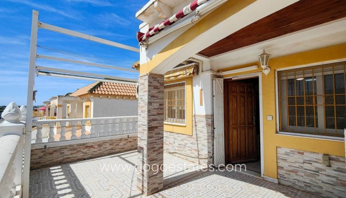 Wohnung - Dachgeschosswohnung - Wiederverkauf - Torrevieja - El Acequión - Los Náufragos