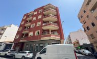 Wohnung - Wohnung im Erdgeschoss - Wiederverkauf - Torrevieja - RSO-98237