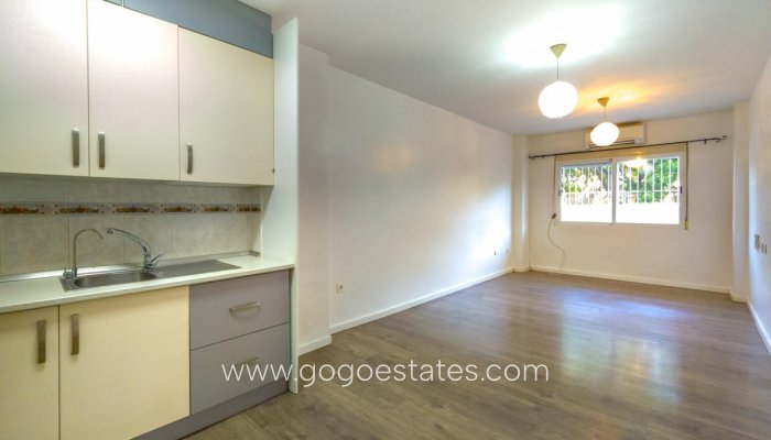 Wohnung - Wohnung im Erdgeschoss - Wiederverkauf - Torrevieja - Torrevieja Centro