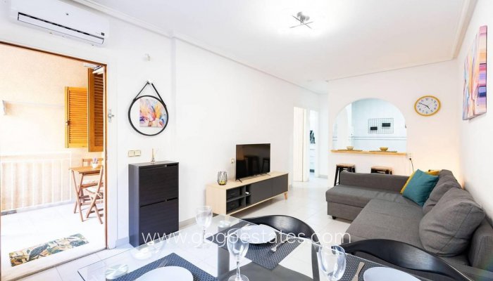 Wohnung - Wohnung im Erdgeschoss - Wiederverkauf - Torrevieja - Torrevieja Centro