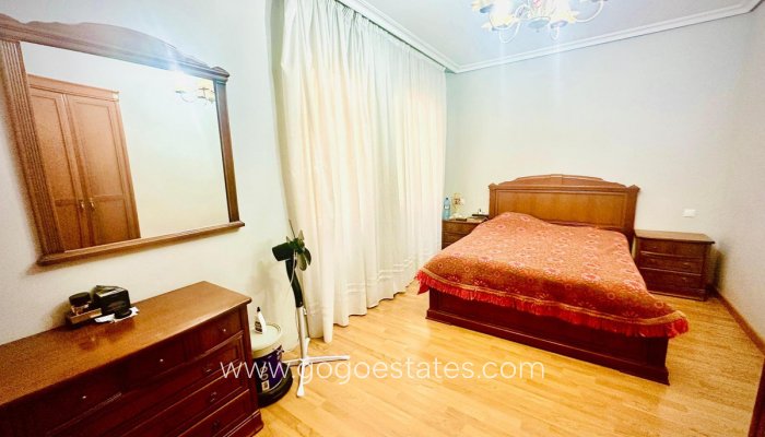 Wohnung - Wohnung im mittleren Stock - Wiederverkauf - Alicante - Alicante Centro