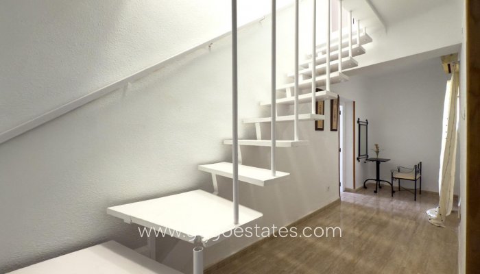 Wohnung - Wohnung im mittleren Stock - Wiederverkauf - Alicante - Alicante Centro