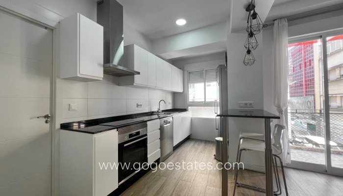 Wohnung - Wohnung im mittleren Stock - Wiederverkauf - Alicante - Alicante Centro