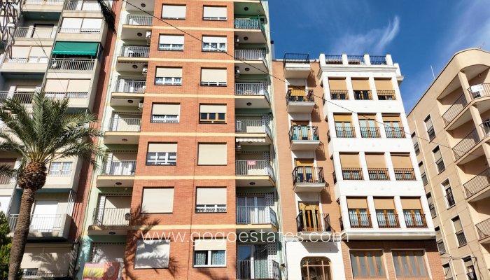 Wohnung - Wohnung im mittleren Stock - Wiederverkauf - Sax - Sax Centro