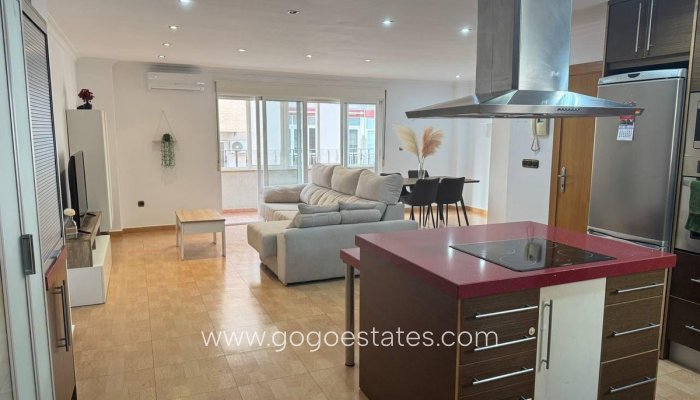 Wohnung - Wohnung im mittleren Stock - Wiederverkauf - Torrevieja - Torrevieja Centro