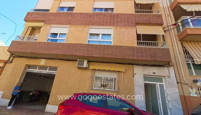 Resale - Ground floor apartment - Aguilas - Center