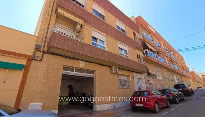 Resale - Apartment / Flat - Aguilas - Center