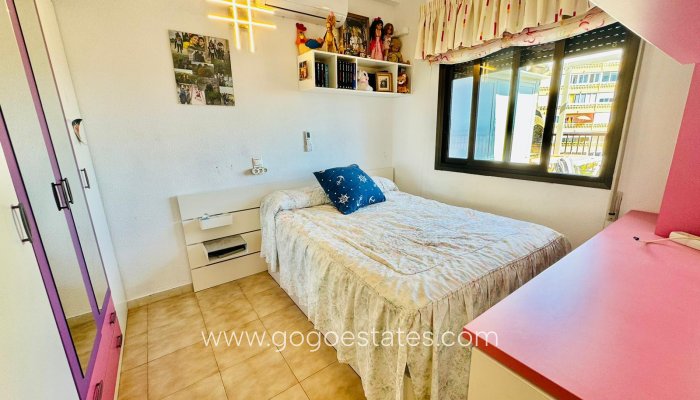 Resale - Apartment / Flat - Torrevieja - La Mata