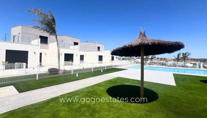 Obra Nueva - Dúplex - Baños y Mendigo - Altaona golf and country village