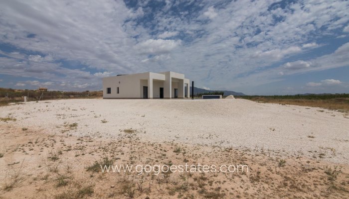 Obra Nueva - Villa / Chalet - Pinoso - Campo