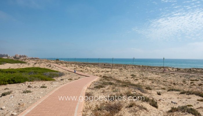 Obra Nueva - Villa / Chalet - Torrevieja - La Mata